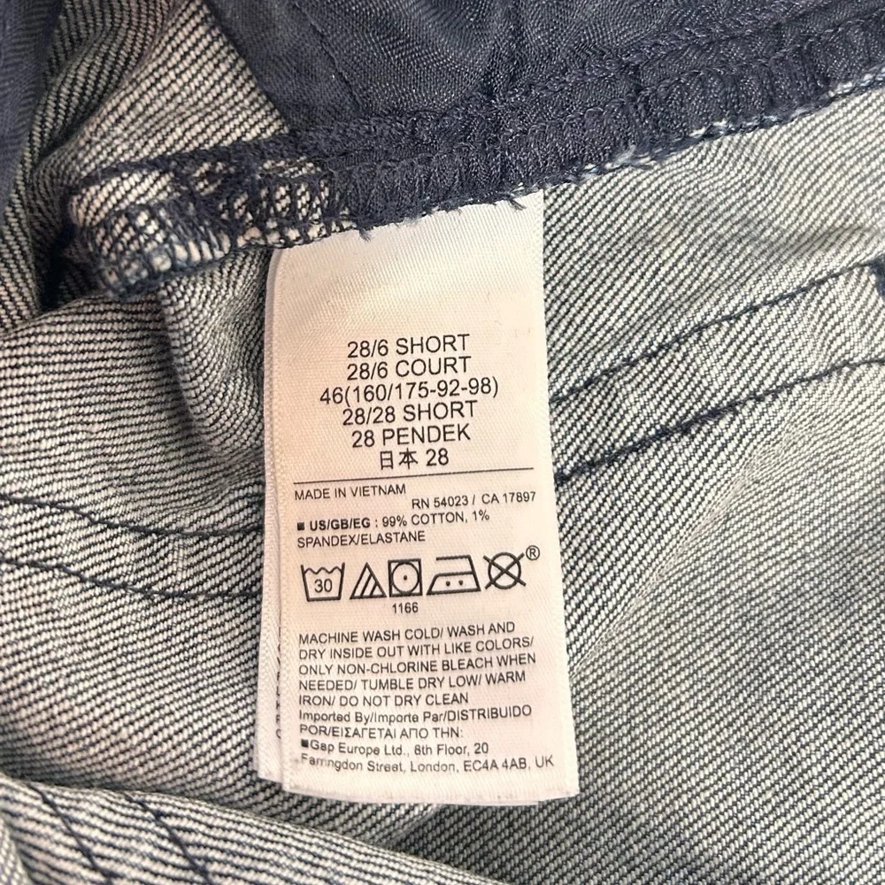 GAP Cheeky Straight Sky High Jeans Women's 28/6S Dark Wash Raw Hem Boho 80s 90s